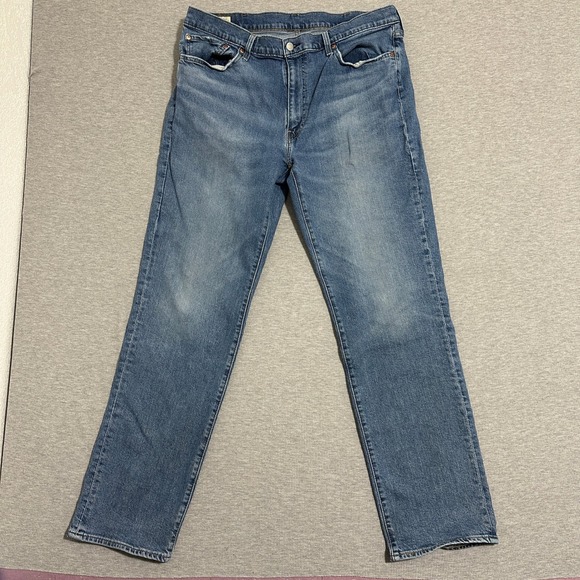 Levi's Other - Levi's 514 Straight Fit Jeans Blue Denim Medium Wash Mens Size W38xL33
